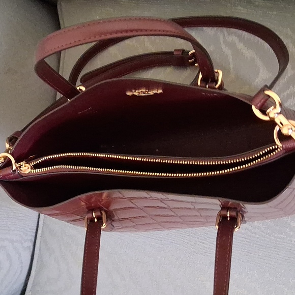 Coach Mollie Bag/Tote Embossed Brown Leather With Crossbody Strap. - Picture 3 of 9